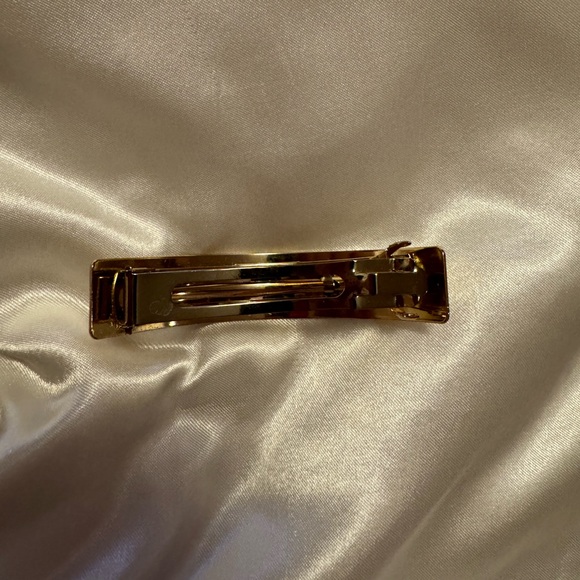 ASOS Gold Hair Barrette Clip - Picture 4 of 6